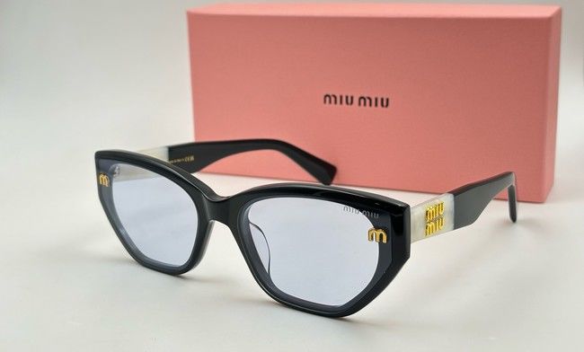 Miumiu Sunglasses  MMS000043